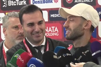 Hakan Çalhanoğlu: Kurtlar Vadisi müziği eşliğindeki tezahürat bizi etkiledi