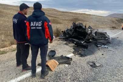 Bayburt'ta alev alan araçtan 5 canı kurtardı: AFAD görevlisine başarı belgesi