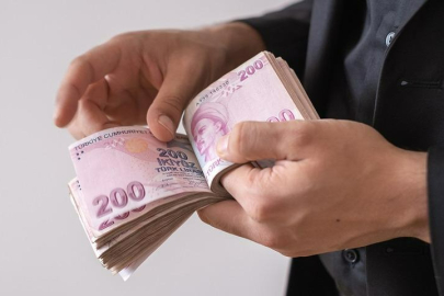 Seyyanen çıkışı! Memur ve emeklisinin zammı bu kez...