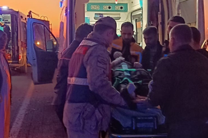 Mardin'de otomobil ile motosiklet çarpıştı: 4 kişi yaralandı