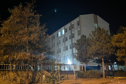 Niğde’de 6 öğrenci yedikleri pastadan sonra hastanelik oldu