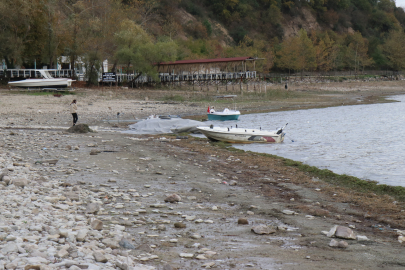 Sapanca Gölü'nde esrarengiz görüntü