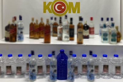 Samsun’da 28,1 litre sahte içki ve 35 litre etil alkol ele geçirildi