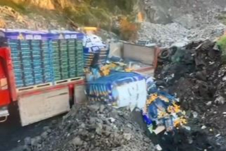 Artvin Sarp Sınır Kapısı’nda 6 ton mandalina imha edildi: Zirai ilaç kalıntısı tespit edildi