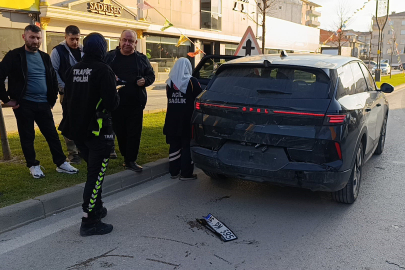 Bursa'da hafif ticari araç cipe çarptı: 1 yaralı