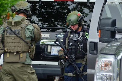 ABD havalimanında bıçaklı şüpheli alarmı! Polis kurşunuyla öldürüldü