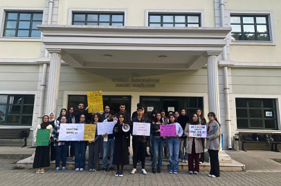 Bursa'da hukuk fakültesi öğrencileri: Çocukların hayatı tartışmaya kapalıdır