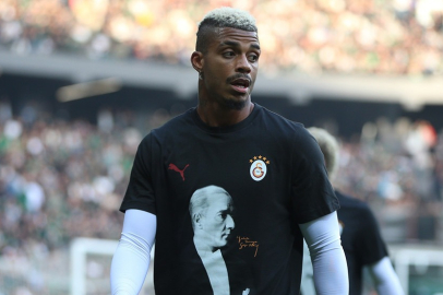 Galatasaray'a Mario Lemina şoku!