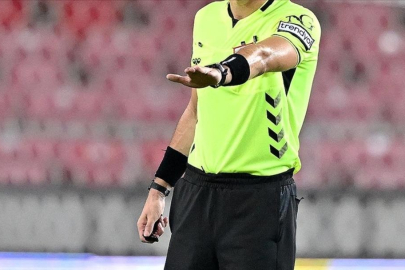 Sayı günden güne artıyor! Bahis operasyonunda 4 hakem daha tutuklandı...