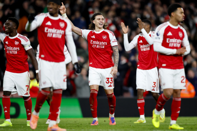Arsenal derbide Tottenham'ı 4-1 ile geçti