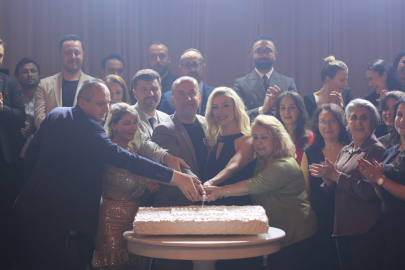 Bursa'da Küpkök Eğitim Kurumları’ndan Öğretmenler Günü galası