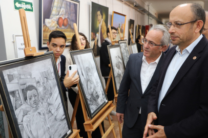 “Kim Var?” sanat etkinliği Bursa’da yoğun ilgiyle gerçekleşti