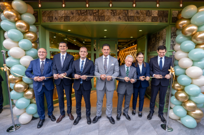 Özdilek, Orange City Balat’ta dört yeni hizmet noktasını açtı