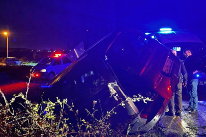 Sakarya'da iki hafif ticari araç çarpıştı: 1 ölü