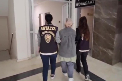 Antalya'da 90 yıl kesinleşmiş hapis cezası ile 5 yıldır firari olarak aranan şahıs asayiş ekiplerince yakalandı