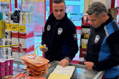 Çanakkale Ezine'de tarihi geçmiş ve etiketsiz ürün satan 2 markete 596 bin TL ceza