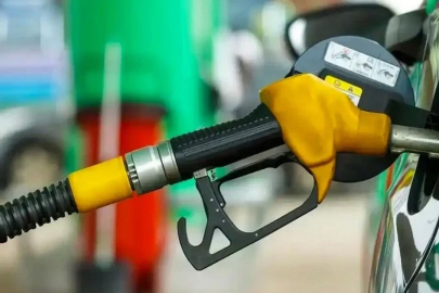 Sürücüleri sevindirecek haber: Benzin ve motorine bir indirim daha geliyor!