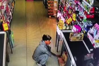 Ankara'da marketlerden koli çalan şahıs tutuklandı