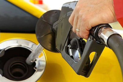 Benzin ve dizel indiriminde hesaplar değişti! Motorinde dev indirim...