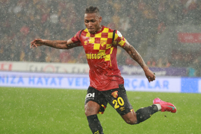 Göztepe'de Miroshi formayı kaptı