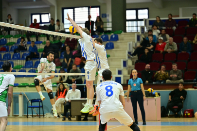 Karacabey Belediyespor ilk devreyi umutlu kapattı