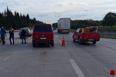 Bursa Karacabey’de iki otomobil çarpıştı: 2 yaralı