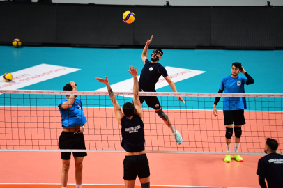 Bursa Osmangazi Belediyespor galibiyet için kenetlendi