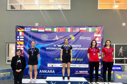 Bursa Osmangazili badmintoncu adını zirveye yazdırdı