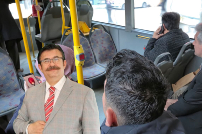 BURULAŞ'ın patronu Bursa'da otobüse binip denetim yaptı!