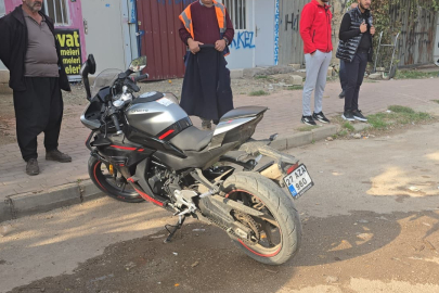 Gaziantep'te yayaya yol veren minibüse çarpan motosikletli yaralandı
