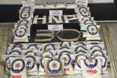 Hakkari'de 87 kilo 500 gram uyuşturucu ele geçirildi