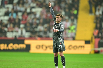 Beşiktaş'a Rıdvan Yılmaz'dan kötü haber