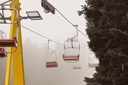 Bursa'nın zirvesine kar yağdı!