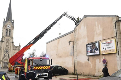 Fransa'da 3 katlı binada yangın: 5 ölü