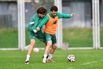 Bursaspor ara vermedi! Hedefi belirledi…