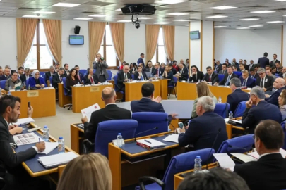 Cumhurbaşkanlığının 2026 yılı bütçesi görüşülüyor: Bütçe yetkisi ve ekonomi tartışmaları