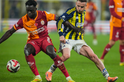 Fenerbahçe ile Galatasaray dev derbide berabere kaldı!