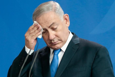 Katil Netanyahu'nun yolsuzluk dosyaları 6 yıldır İsrail siyasetinin merkezinde yer alıyor