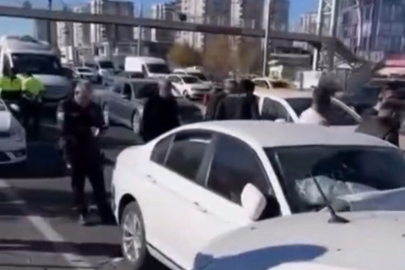 Diyarbakır'da aracıyla seyir halindeyken kalp krizi geçirip, öldü