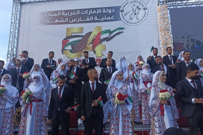 Gazze'de 54 çift savaşın gölgesinde dünya evine girdi