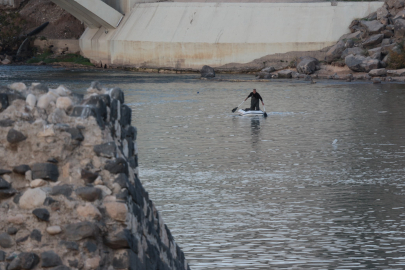 Şırnak'ta nehre düşen terliğini almak isterken suya düşen çocuk kayboldu