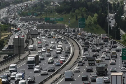 Trafik sigortasında yeni dönem: Primler güncellendi, bazı araçlarda 290 bin lirayı aştı!