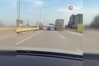 Bursa'da tehlike saçan tır şoförünü silah doğrultup durdurdular