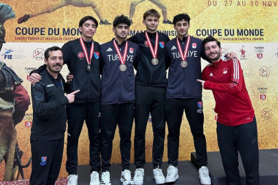 Bursalı sporcu ve antrenörden dünya kupasında büyük başarı