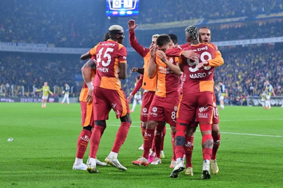 Kazımcan Karataş'a çakmak atan şahıs için gözaltı kararı!