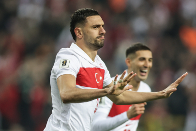 Merih Demiral, Al Ahli ile sözleşme yeniledi
