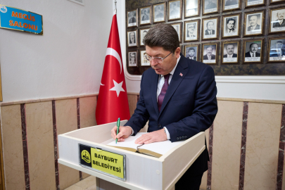 Bakan Tunç: Türkiye Yüzyılı'nı adaletin de yüzyılı yapma gayreti içerisindeyiz