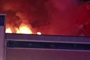 Bursa'da gece yarısı yangın paniği! Alev alev yandı...