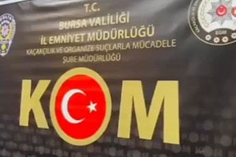 Bursa'da kaçak silah operasyonu! Baskın düzenlendi: Onlarcası ele geçirildi...