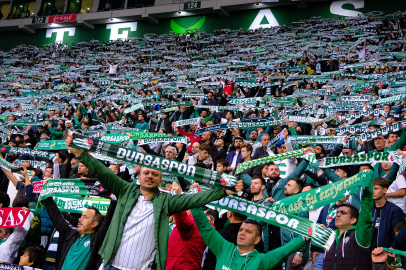 Bursaspor taraftarı engel tanımaz!